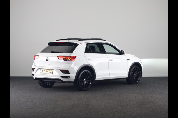 Volkswagen T-Roc 1.5 TSI Sport Business R 150PK | Automaat | Black Style | Panoramadak | Camera | Digitaal dashboard | Keyless entry | Stoelverwarming