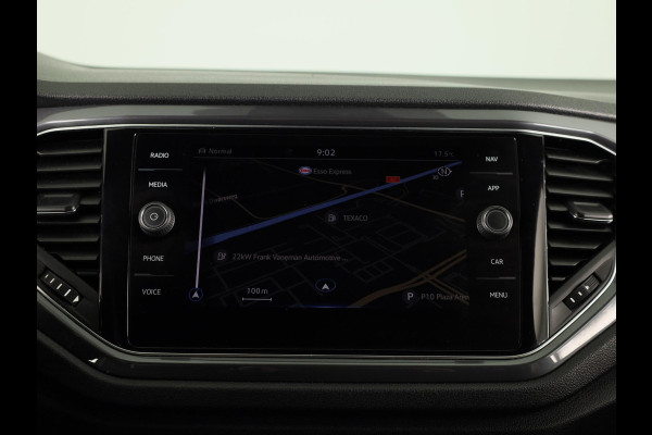 Volkswagen T-Roc 1.5 TSI Sport Business R 150PK | Automaat | Black Style | Panoramadak | Camera | Digitaal dashboard | Keyless entry | Stoelverwarming