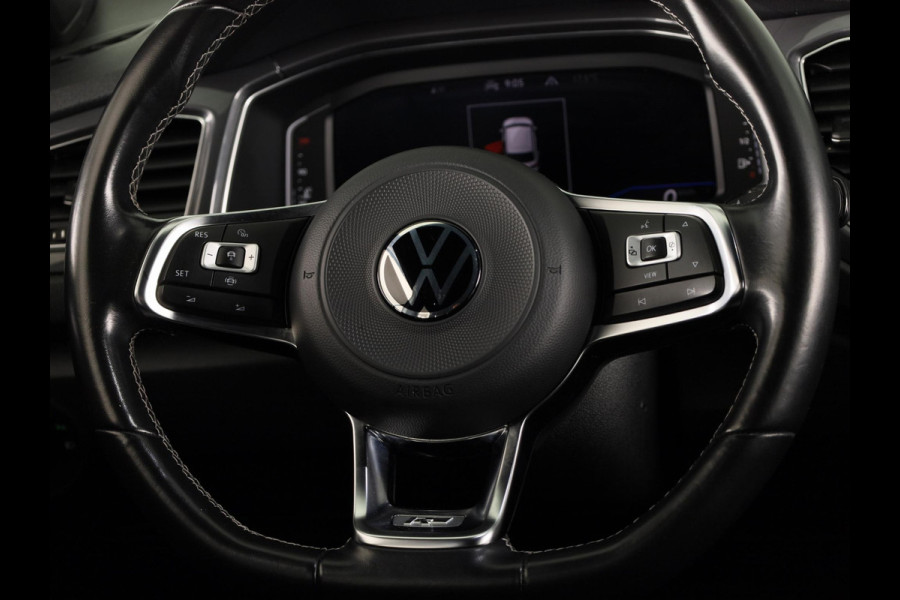 Volkswagen T-Roc 1.5 TSI Sport Business R 150PK | Automaat | Black Style | Panoramadak | Camera | Digitaal dashboard | Keyless entry | Stoelverwarming
