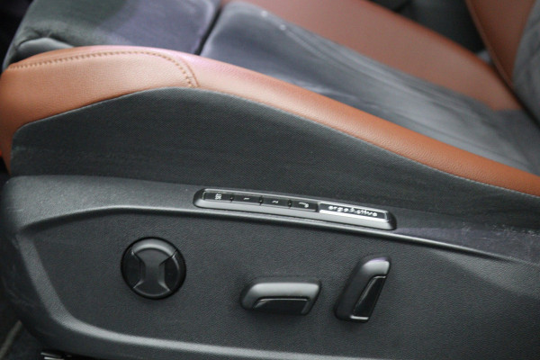 Volkswagen ID.4 Style 52 kWh, SOH 90 %, Leder-Alcantara, Winterpakket, Memory, Camera, Carplay