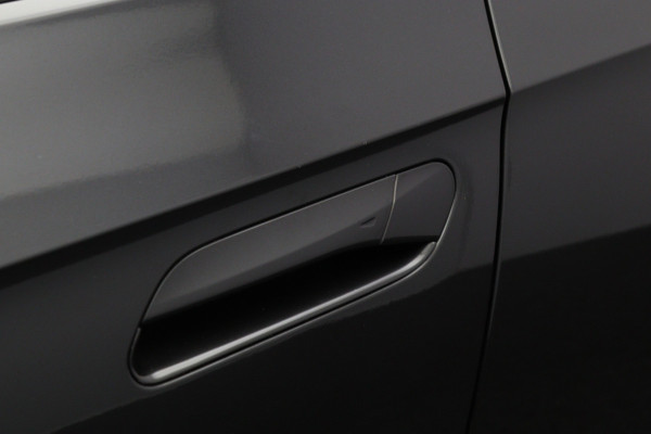 Volkswagen ID.4 Style 52 kWh, SOH 90 %, Leder-Alcantara, Winterpakket, Memory, Camera, Carplay