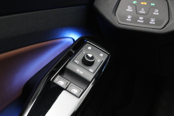 Volkswagen ID.4 Style 52 kWh, SOH 90 %, Leder-Alcantara, Winterpakket, Memory, Camera, Carplay