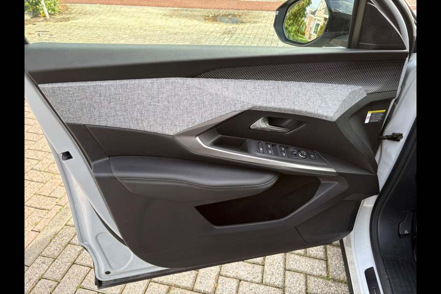 Peugeot 5008 1.2 Hybrid GT-line 7 persoons
