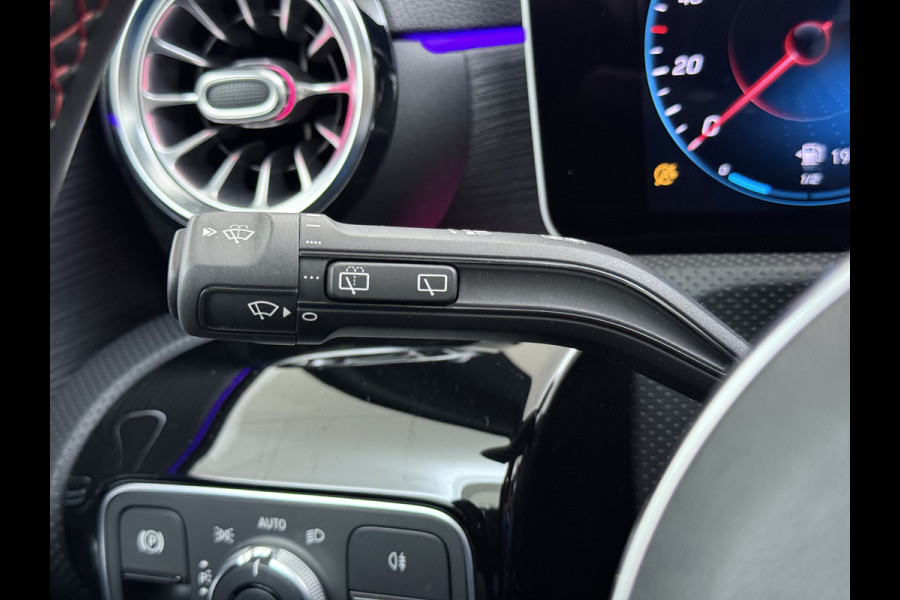 Mercedes-Benz A-Klasse A 250 AMG line Night | Panorama Burmester Memory Multibeam Distronic
