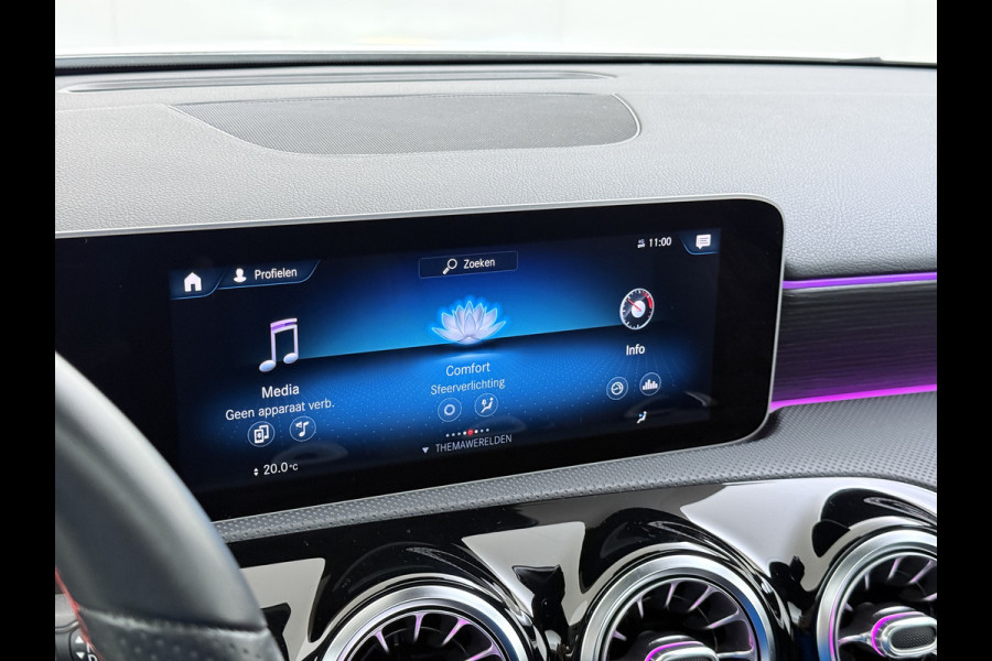 Mercedes-Benz A-Klasse A 250 AMG line Night | Panorama Burmester Memory Multibeam Distronic