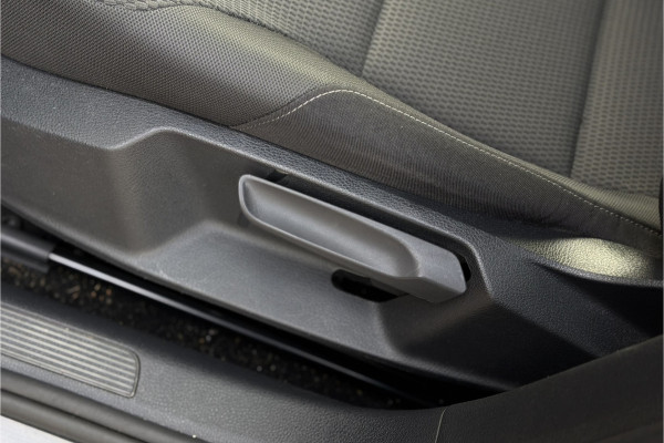 Volkswagen Golf 1.0 TSI Comfortline | Clima | Adaptive Cruise | App-Connect | PDC V & A
