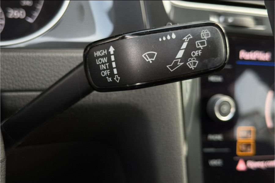 Volkswagen Golf 1.0 TSI Comfortline | Clima | Adaptive Cruise | App-Connect | PDC V & A