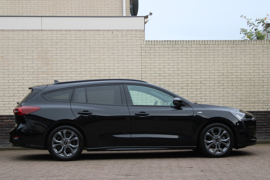 Ford FOCUS Wagon 1.0 EcoBoost Hybrid ST Line X | Trekhaak | BLIS | Winterpack | Adaptieve cruise