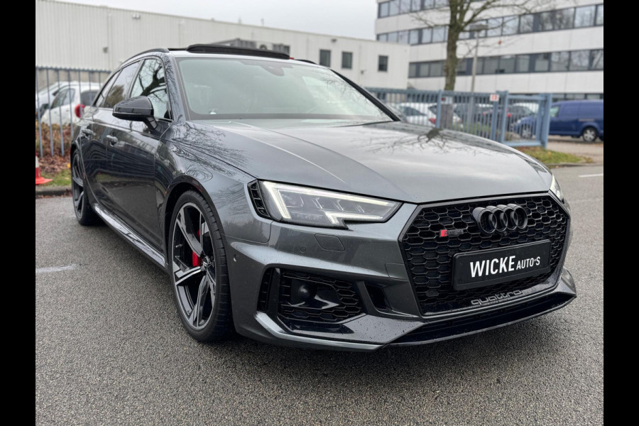 Audi A4 Avant 2.9 TFSI RS 4 quattro 450PK B&O 3D Pano Carbon Massage Leder