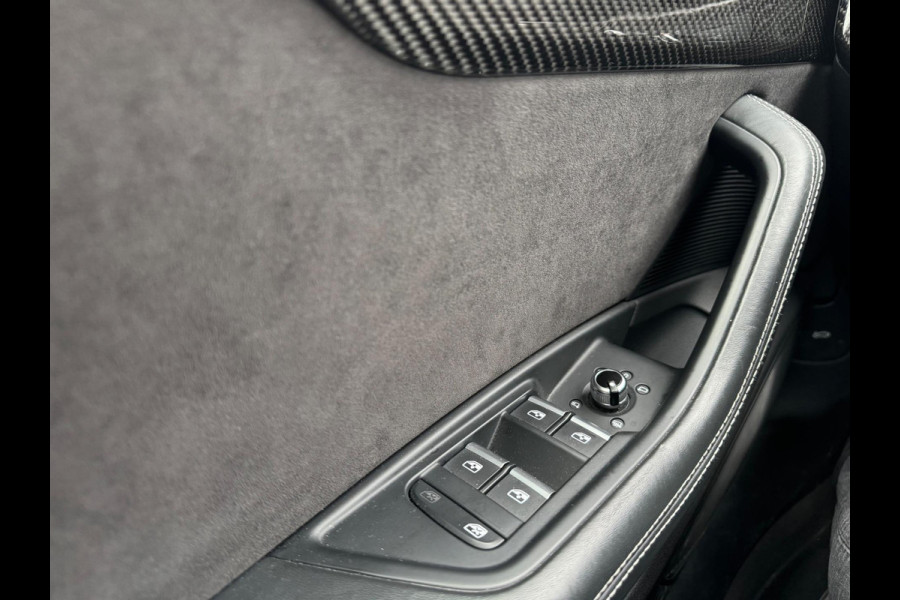 Audi A4 Avant 2.9 TFSI RS 4 quattro 450PK B&O 3D Pano Carbon Massage Leder