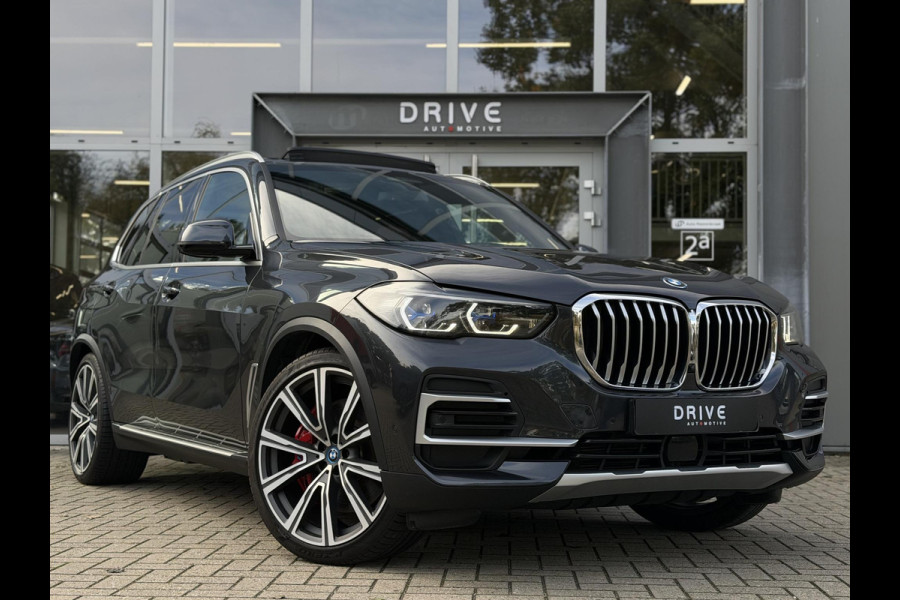 BMW X5 xDrive45e High Ex xLine |SkyLounge|Massage/Ventilatie|22" Bmw Individual|Laser|Entertainment Prof|M-Sport stuurwiel