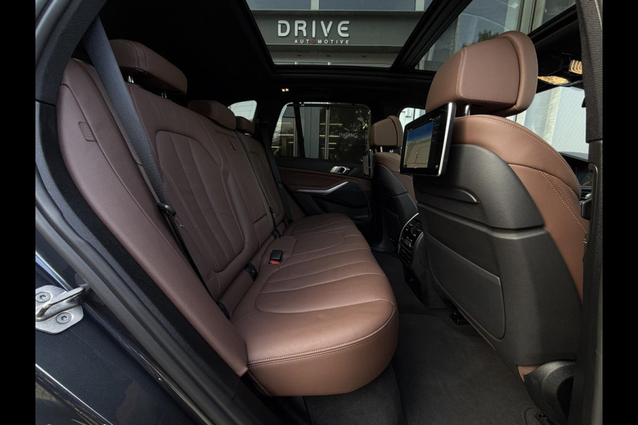 BMW X5 xDrive45e High Ex xLine |SkyLounge|Massage/Ventilatie|22" Bmw Individual|Laser|Entertainment Prof|M-Sport stuurwiel