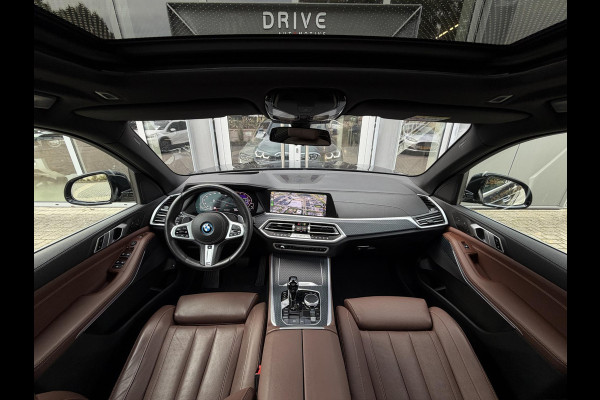 BMW X5 xDrive45e High Ex xLine |SkyLounge|Massage/Ventilatie|22" Bmw Individual|Laser|Entertainment Prof|M-Sport stuurwiel