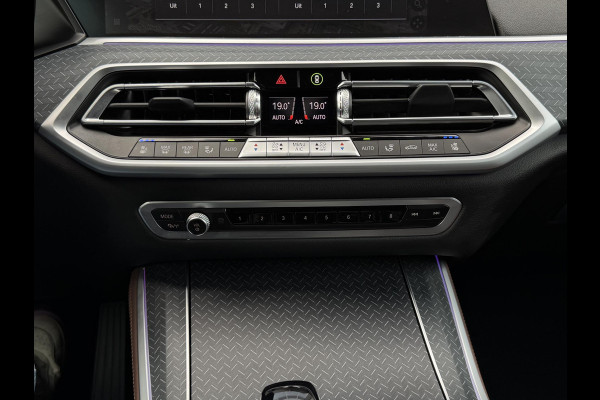 BMW X5 xDrive45e High Ex xLine |SkyLounge|Massage/Ventilatie|22" Bmw Individual|Laser|Entertainment Prof|M-Sport stuurwiel