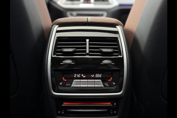 BMW X5 xDrive45e High Ex xLine |SkyLounge|Massage/Ventilatie|22" Bmw Individual|Laser|Entertainment Prof|M-Sport stuurwiel