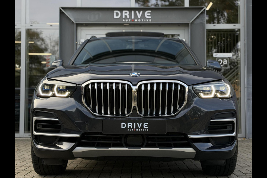 BMW X5 xDrive45e High Ex xLine |SkyLounge|Massage/Ventilatie|22" Bmw Individual|Laser|Entertainment Prof|M-Sport stuurwiel