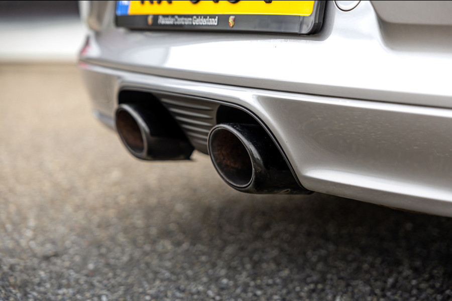 Porsche 911 3.0 Targa 4 GTS / NL-Auto / Approved garantie 06-2029 / Sportuitlaat / Navigatie / Bose