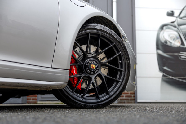 Porsche 911 3.0 Targa 4 GTS / NL-Auto / Approved garantie 06-2029 / Sportuitlaat / Navigatie / Bose