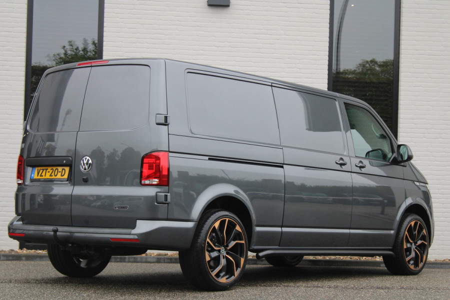Volkswagen Transporter 2.0 TDI Automaat / Bulli / Lang / 75 edition / Leer / Vol Opties / Nette Staat