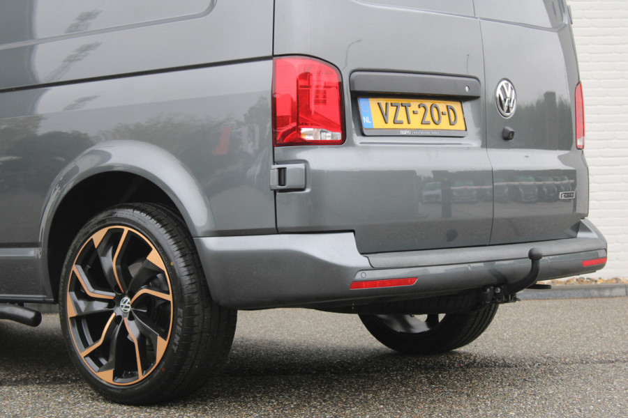 Volkswagen Transporter 2.0 TDI Automaat / Bulli / Lang / 75 edition / Leer / Vol Opties / Nette Staat