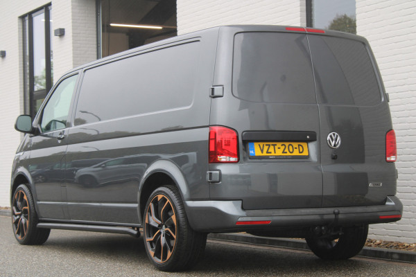Volkswagen Transporter 2.0 TDI Automaat / Bulli / Lang / 75 edition / Leer / Vol Opties / Nette Staat