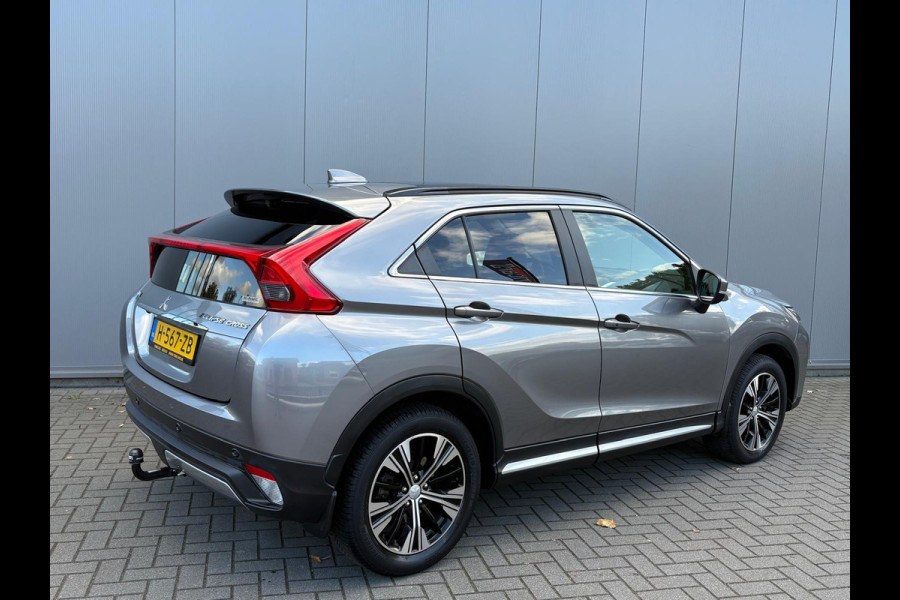 Mitsubishi Eclipse Cross 1.5 DI-T 4WD First Edition Trekhaak/Camera/Parkeerhulp/Pano-dak/Stoel-stuurverwarming
