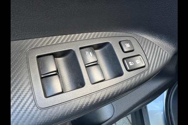 Mitsubishi Eclipse Cross 1.5 DI-T 4WD First Edition Trekhaak/Camera/Parkeerhulp/Pano-dak/Stoel-stuurverwarming