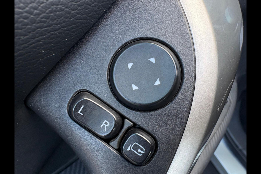 Mitsubishi Eclipse Cross 1.5 DI-T 4WD First Edition Trekhaak/Camera/Parkeerhulp/Pano-dak/Stoel-stuurverwarming