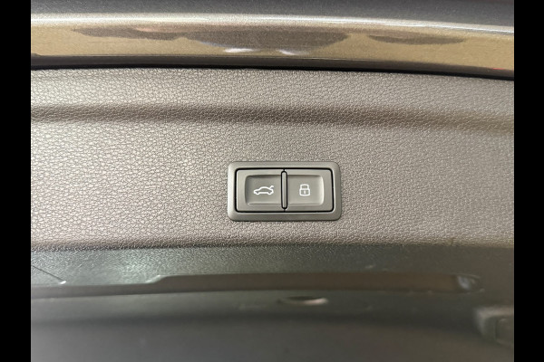 Audi Q3 Sportback 45 TFSI e S Edition | Elektr stoelen | Camera | Navigatie | Drive Select