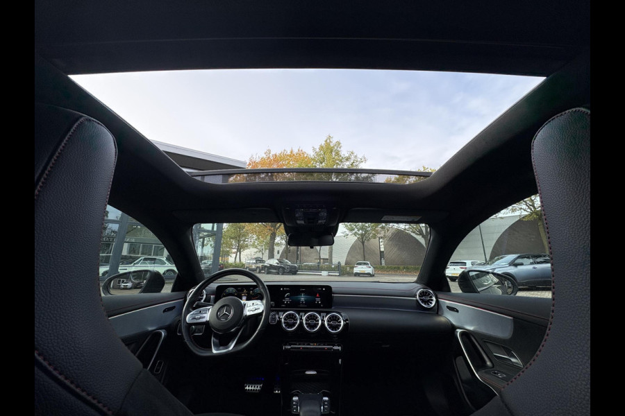 Mercedes-Benz CLA-Klasse 200 Luxury Line STOELVERWARMING | PANORAMADAK | APPLE CARPLAY / ANDROID AUTO | CRUISE CONTROL | ACHTERUITRIJ CAMERA |