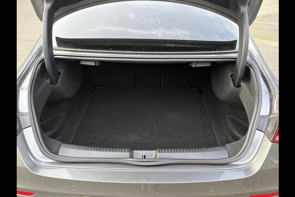 Mercedes-Benz CLA-Klasse 200 Luxury Line STOELVERWARMING | PANORAMADAK | APPLE CARPLAY / ANDROID AUTO | CRUISE CONTROL | ACHTERUITRIJ CAMERA |