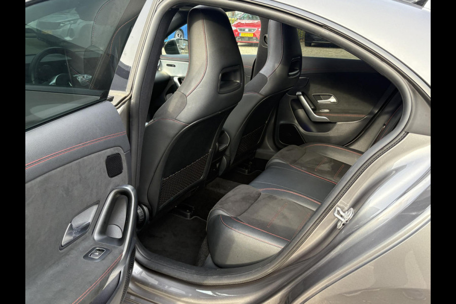 Mercedes-Benz CLA-Klasse 200 Luxury Line STOELVERWARMING | PANORAMADAK | APPLE CARPLAY / ANDROID AUTO | CRUISE CONTROL | ACHTERUITRIJ CAMERA |