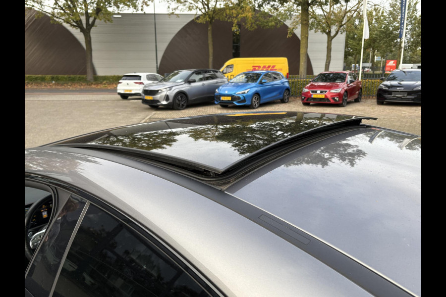 Mercedes-Benz CLA-Klasse 200 Luxury Line STOELVERWARMING | PANORAMADAK | APPLE CARPLAY / ANDROID AUTO | CRUISE CONTROL | ACHTERUITRIJ CAMERA |