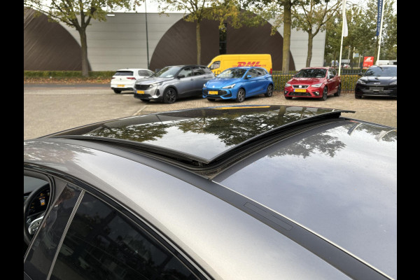 Mercedes-Benz CLA-Klasse 200 Luxury Line STOELVERWARMING | PANORAMADAK | APPLE CARPLAY / ANDROID AUTO | CRUISE CONTROL | ACHTERUITRIJ CAMERA |