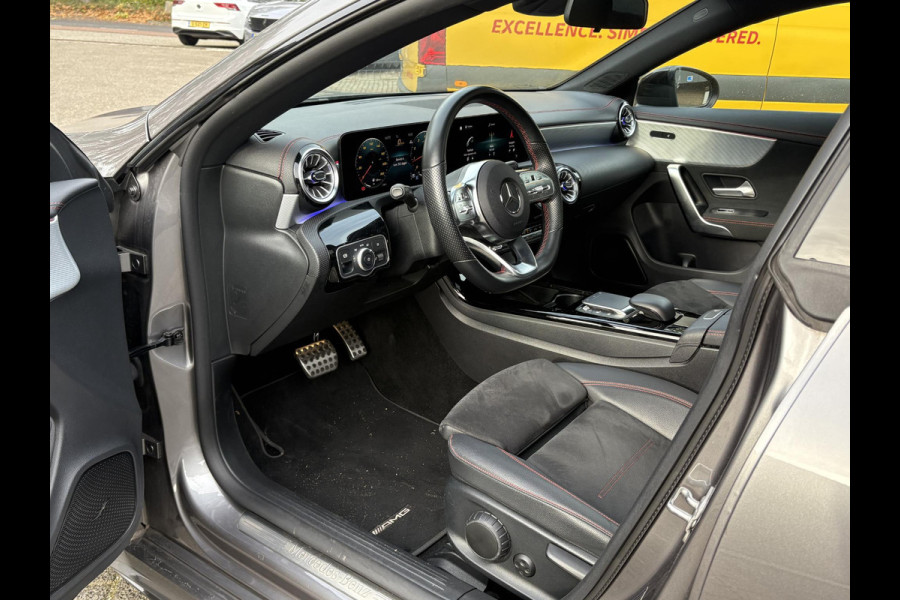 Mercedes-Benz CLA-Klasse 200 Luxury Line STOELVERWARMING | PANORAMADAK | APPLE CARPLAY / ANDROID AUTO | CRUISE CONTROL | ACHTERUITRIJ CAMERA |