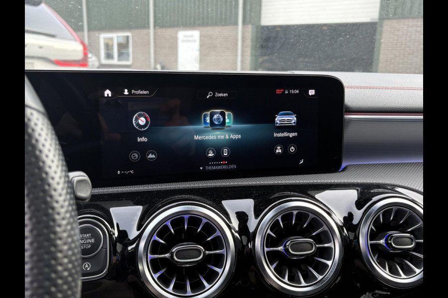 Mercedes-Benz CLA-Klasse 200 Luxury Line STOELVERWARMING | PANORAMADAK | APPLE CARPLAY / ANDROID AUTO | CRUISE CONTROL | ACHTERUITRIJ CAMERA |