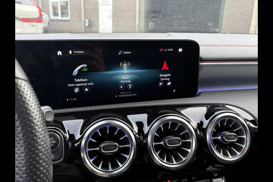 Mercedes-Benz CLA-Klasse 200 Luxury Line STOELVERWARMING | PANORAMADAK | APPLE CARPLAY / ANDROID AUTO | CRUISE CONTROL | ACHTERUITRIJ CAMERA |