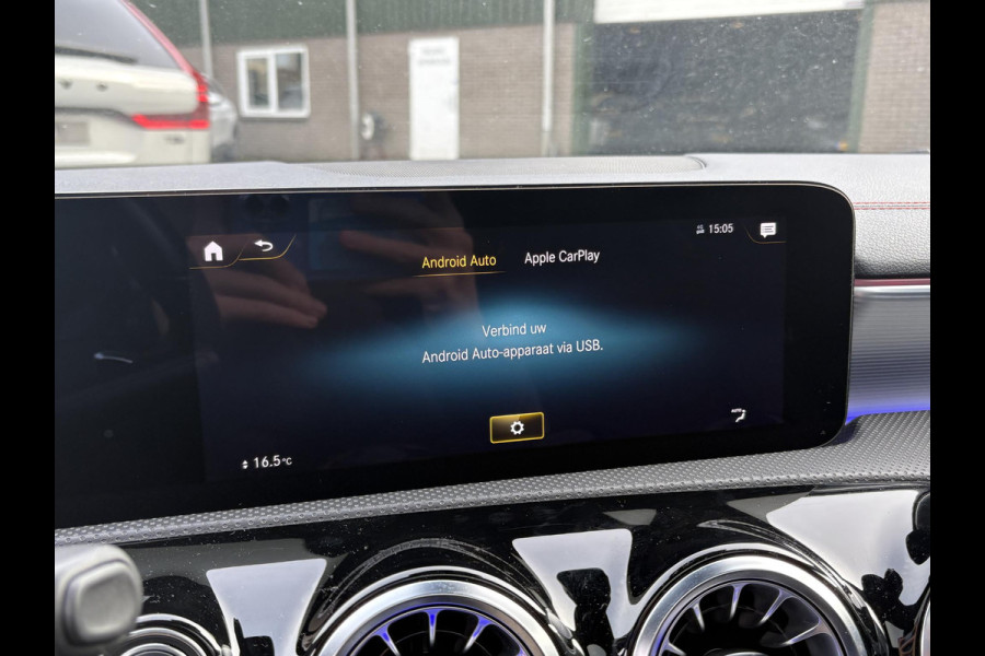 Mercedes-Benz CLA-Klasse 200 Luxury Line STOELVERWARMING | PANORAMADAK | APPLE CARPLAY / ANDROID AUTO | CRUISE CONTROL | ACHTERUITRIJ CAMERA |