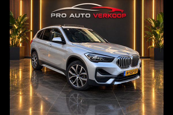 BMW X1 SDrive20i VDL Nedcar Edition M-Pakket_Pano_Trekh