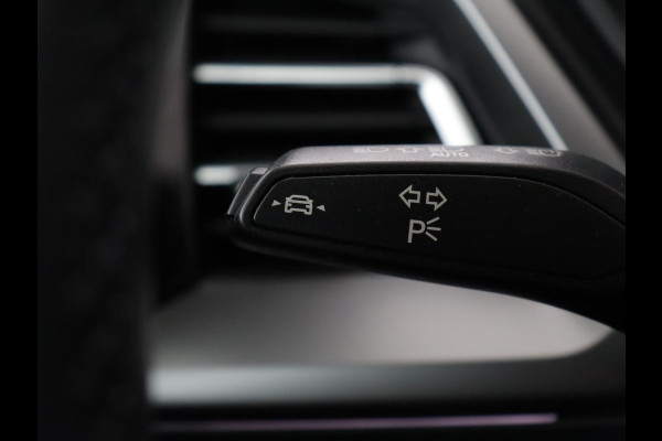 Audi Q4 e-tron 40 Advanced edition 77 kWh | SOH 96,2 % | Achteruitrijcamera | Trekhaak | Cruisecontrol adaptief | Virtual display | Elektrische achterklep