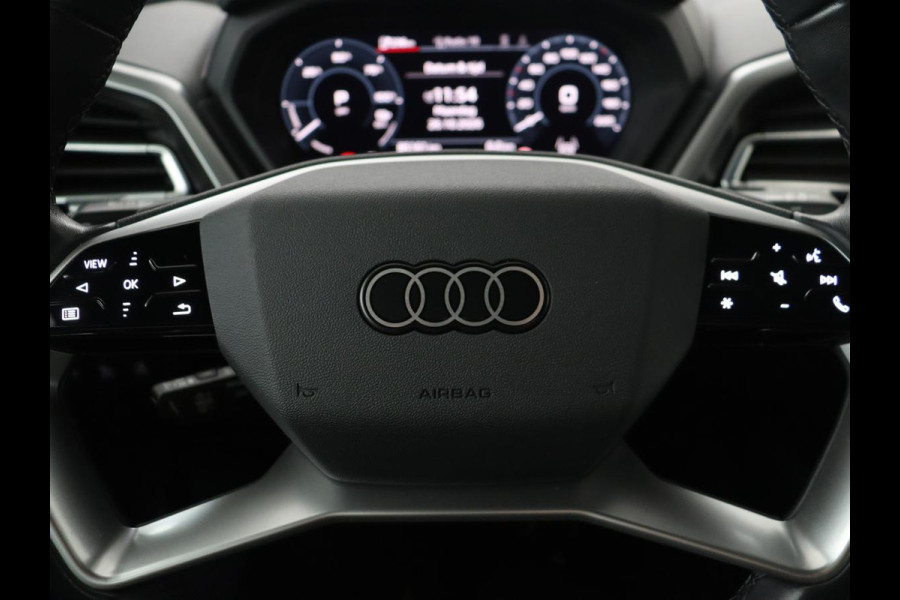 Audi Q4 e-tron 40 Advanced edition 77 kWh | SOH 96,2 % | Achteruitrijcamera | Trekhaak | Cruisecontrol adaptief | Virtual display | Elektrische achterklep