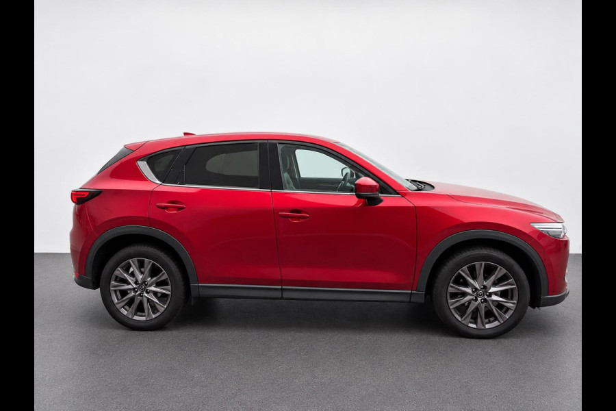 Mazda CX-5 2.5 4WD SkyActiv-G 194 Signature Panoramadak Trekhaak Navigatie 360 Camera Parkeerhulp Adaptive Cruise Control HUD Full Led Stoel verarming en verkoeling Stuurverwarming Elektrisch verstelbare stoel Leder Climate Control Lichtmetalen velgen