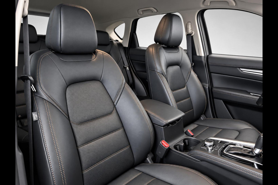 Mazda CX-5 2.5 4WD SkyActiv-G 194 Signature Panoramadak Trekhaak Navigatie 360 Camera Parkeerhulp Adaptive Cruise Control HUD Full Led Stoel verarming en verkoeling Stuurverwarming Elektrisch verstelbare stoel Leder Climate Control Lichtmetalen velgen