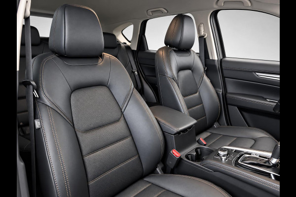 Mazda CX-5 2.5 4WD SkyActiv-G 194 Signature Panoramadak Trekhaak Navigatie 360 Camera Parkeerhulp Adaptive Cruise Control HUD Full Led Stoel verarming en verkoeling Stuurverwarming Elektrisch verstelbare stoel Leder Climate Control Lichtmetalen velgen