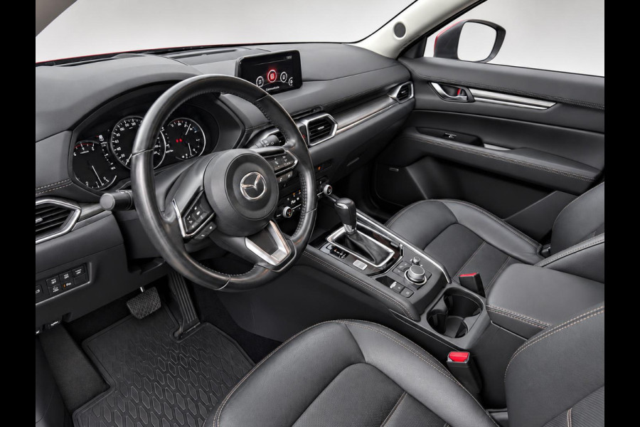 Mazda CX-5 2.5 4WD SkyActiv-G 194 Signature Panoramadak Trekhaak Navigatie 360 Camera Parkeerhulp Adaptive Cruise Control HUD Full Led Stoel verarming en verkoeling Stuurverwarming Elektrisch verstelbare stoel Leder Climate Control Lichtmetalen velgen