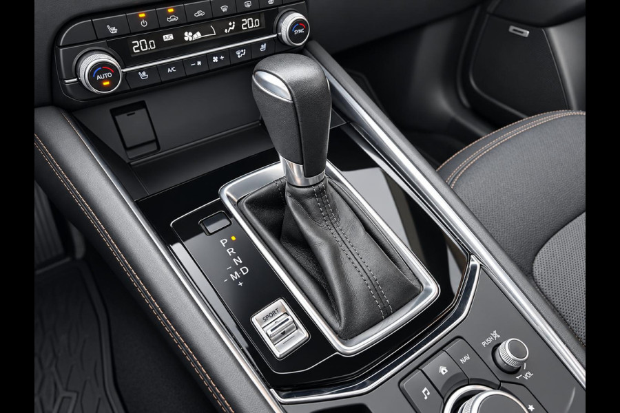 Mazda CX-5 2.5 4WD SkyActiv-G 194 Signature Panoramadak Trekhaak Navigatie 360 Camera Parkeerhulp Adaptive Cruise Control HUD Full Led Stoel verarming en verkoeling Stuurverwarming Elektrisch verstelbare stoel Leder Climate Control Lichtmetalen velgen