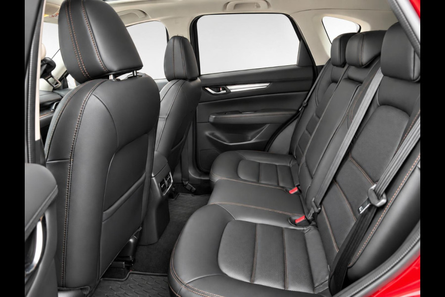 Mazda CX-5 2.5 4WD SkyActiv-G 194 Signature Panoramadak Trekhaak Navigatie 360 Camera Parkeerhulp Adaptive Cruise Control HUD Full Led Stoel verarming en verkoeling Stuurverwarming Elektrisch verstelbare stoel Leder Climate Control Lichtmetalen velgen
