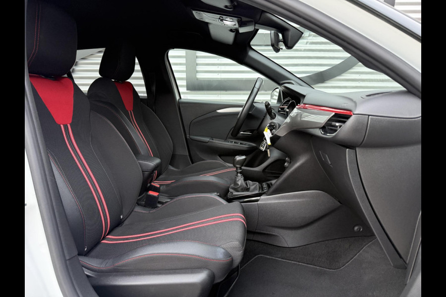 Opel Corsa 1.2 GS Line 2e Eigenaar|Carplay|Camera|PDC|Airco|Cruise|APK tot 06-2027