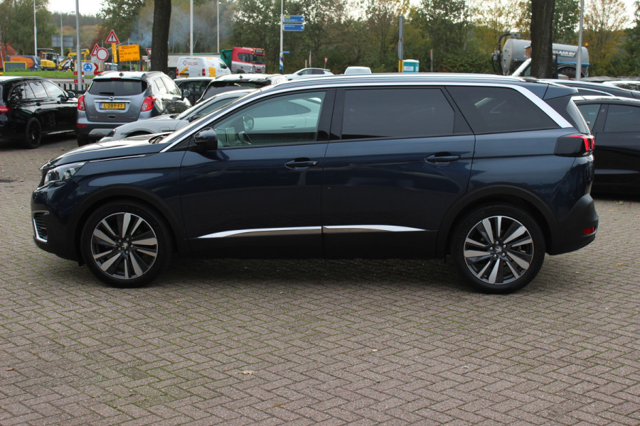 Peugeot 5008 1.2 PureTech Blue Lease Premium 7p. / 1e Eign. / Camera / Leder / CarPlay / 19'' / Elektr. best.stoel / Stoelverwarming / DAB / Cruise Control