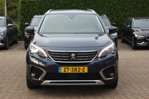 Peugeot 5008 1.2 PureTech Blue Lease Premium 7p. / 1e Eign. / Camera / Leder / CarPlay / 19'' / Elektr. best.stoel / Stoelverwarming / DAB / Cruise Control